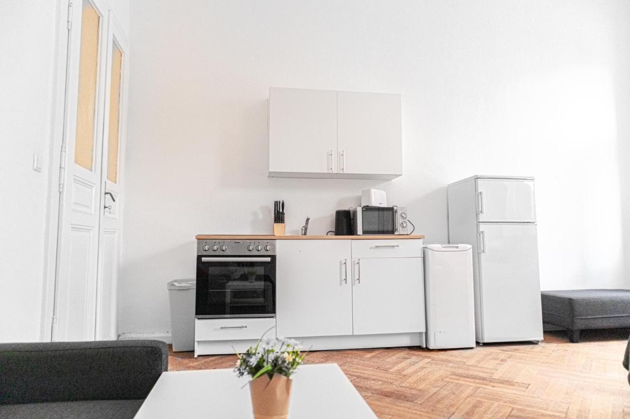 Apartament Joyful At Superb Location Near Akh Hospital Wiedeń