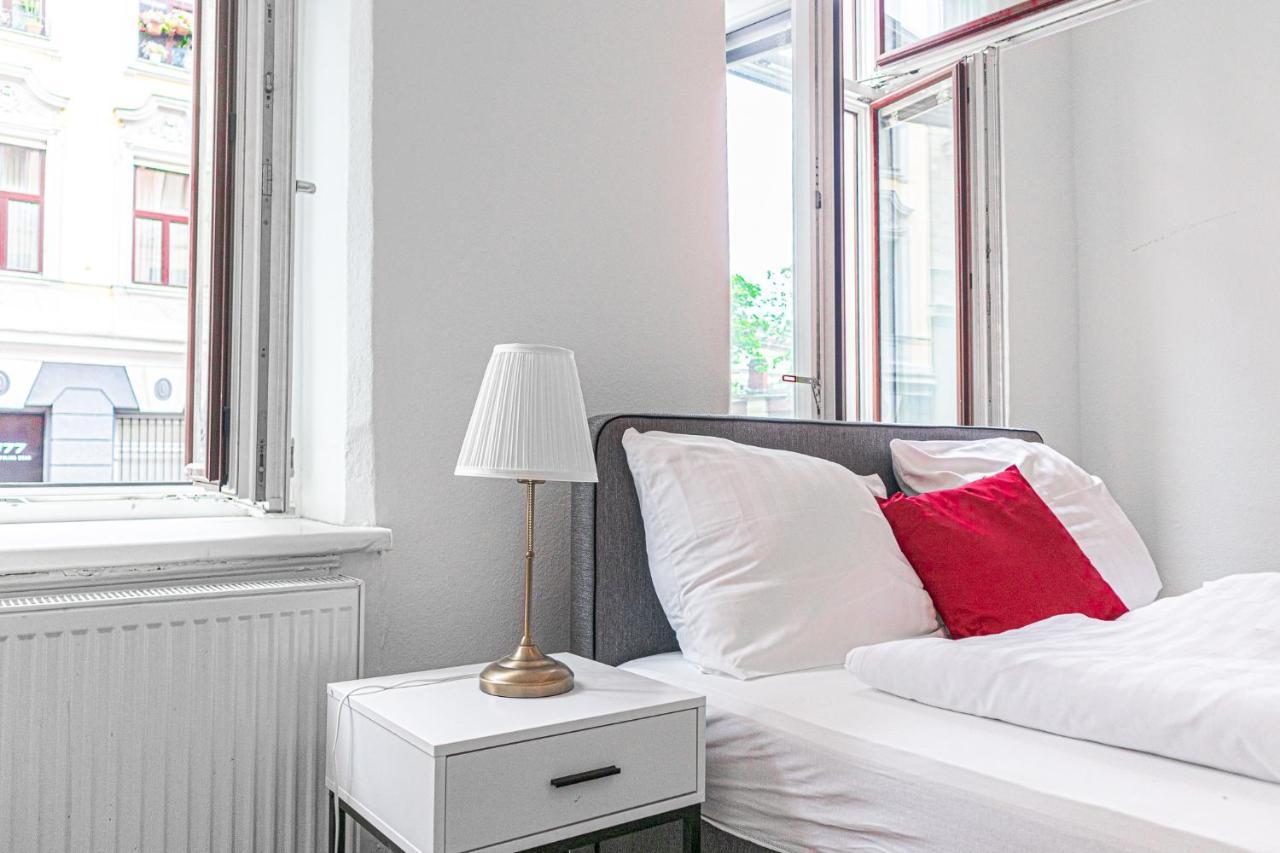 Apartament Joyful At Superb Location Near Akh Hospital *