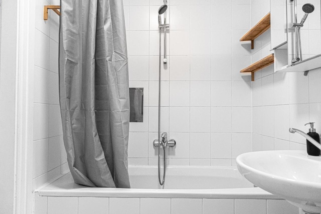 Apartament Joyful At Superb Location Near Akh Hospital Wiedeń